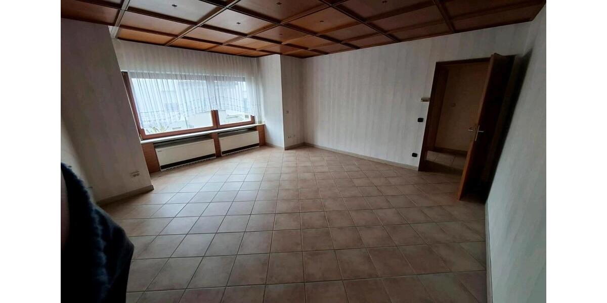 Einfamilienhaus Leun - 1 Zimmer, 133 m&sup2;, 1.090&euro; | Angebot:25223224