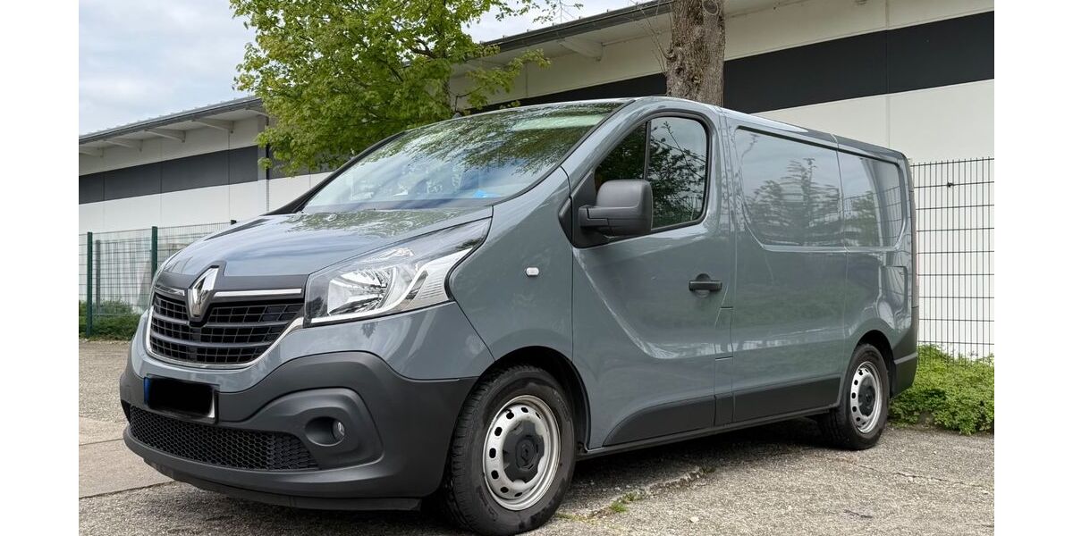 Renault Trafic 189.000 km 13.900 &euro; Baden-Baden 76532
