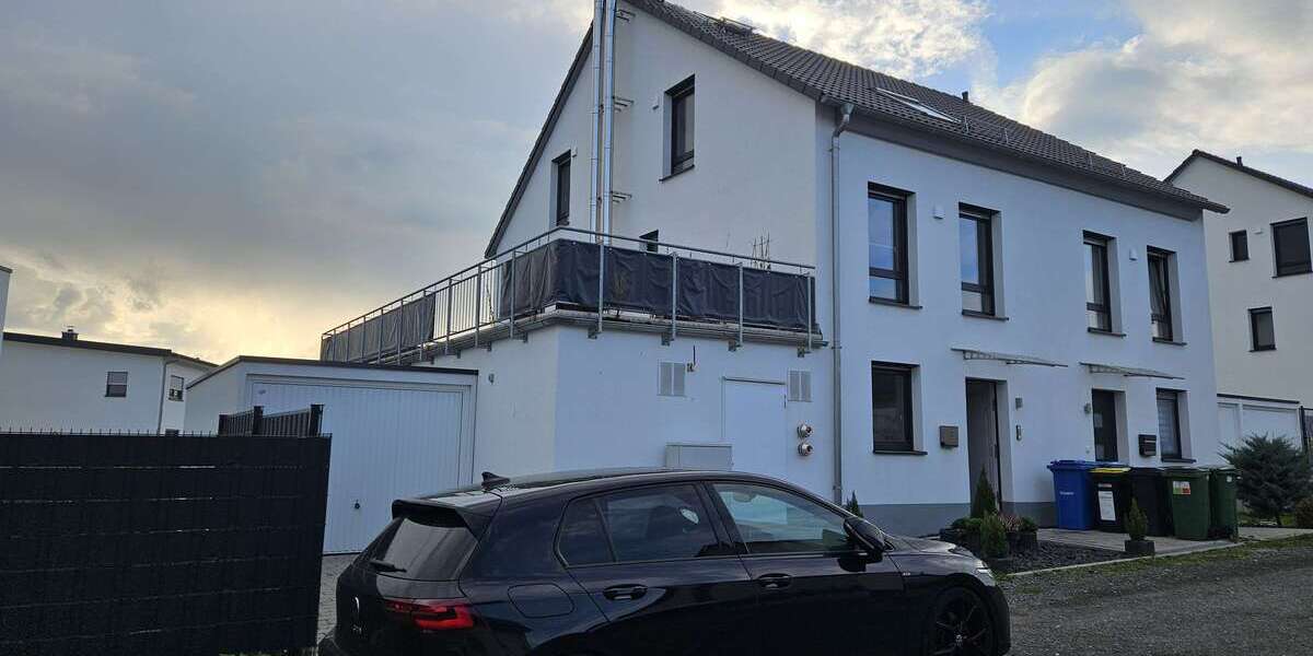 Einfamilienhaus Lich - 5 Zimmer, 163 m&sup2;, 1.650&euro; | Angebot:27013687