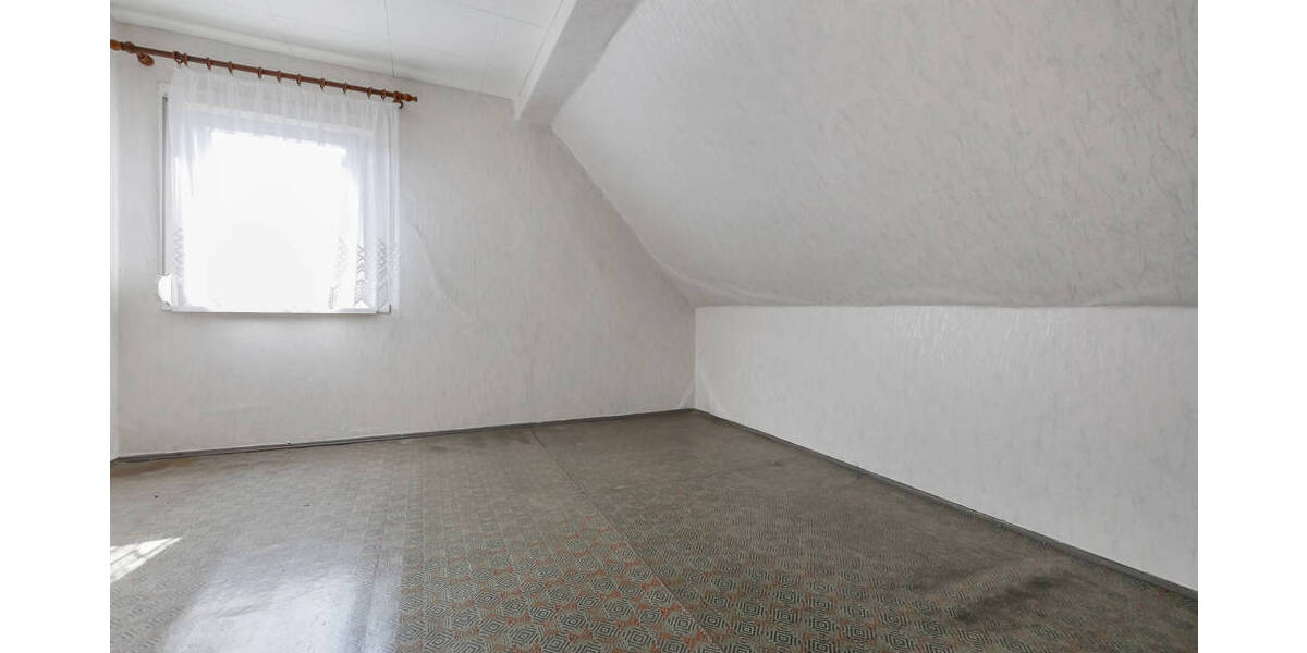 Doppelhaushälfte Neustadt in Sachsen Neustadt - 5 Zimmer, 90 m&sup2;, 119.900&euro; | Angebot:25968532