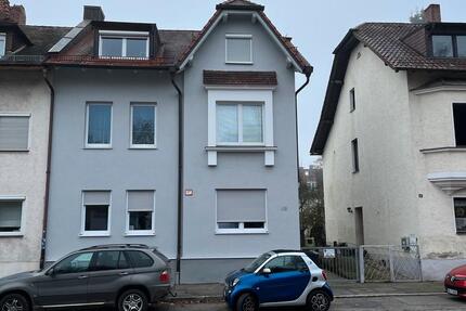 Zweifamilienhaus und Einfamilienhaus in Straubing