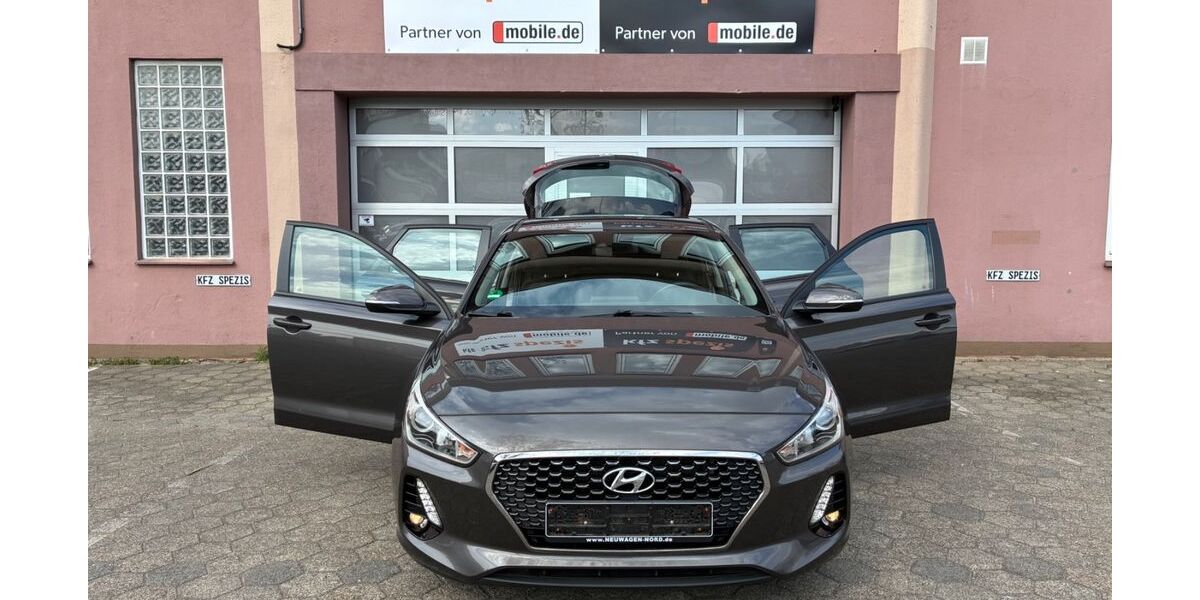 Hyundai i30 39.689 km 14.770 &euro; Hamburg 20537