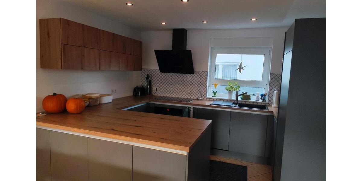 Doppelhaushälfte Reutlingen Altenburg - 6.5 Zimmer, 135 m&sup2;, 630.000&euro; | Angebot:25044682