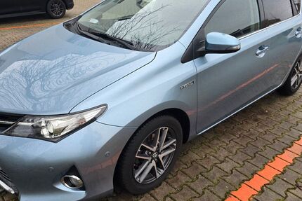 Toyota Auris 114.000 km 12.000 &euro; Kassel 34123