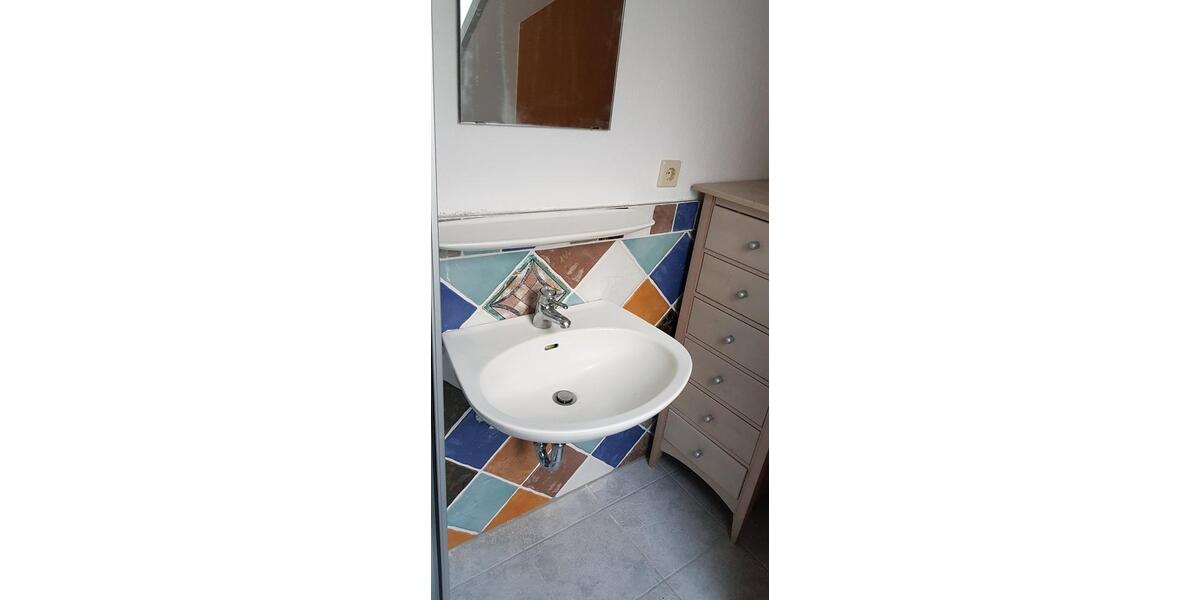 Dachgeschoßwohnung Neumünster Böcklersiedlung - 1 Zimmer, 22 m&sup2;, 630&euro; | Angebot:26324219