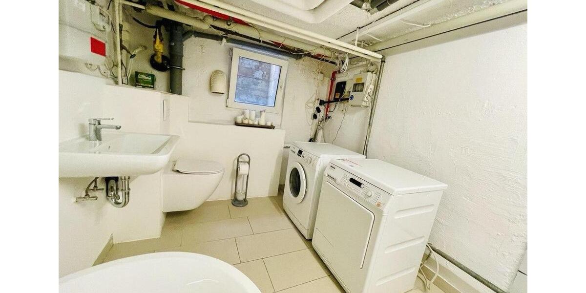 Einfamilienhaus München Schwabing-Freimann - 5 Zimmer, 110 m&sup2;, 2.800&euro; | Angebot:25961003