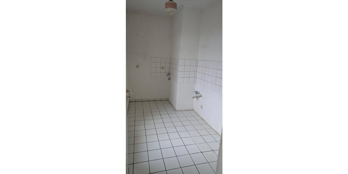 Etagenwohnung Chemnitz Kapellenberg - 2 Zimmer, 47 m&sup2;, 57.000&euro; | Angebot:26518249