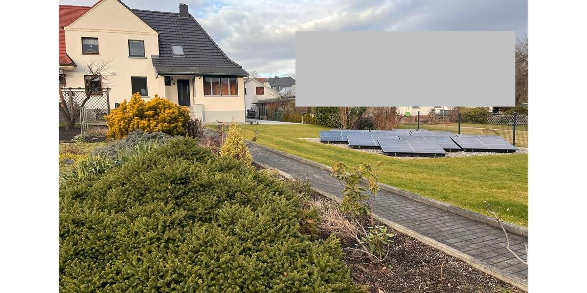 Doppelhaushälfte Zwickau - 3 Zimmer, 95 m&sup2;, 1.950&euro; | Angebot:24817007