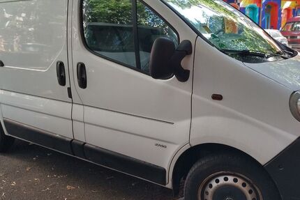 Opel Vivaro 211.000 km 4.500 &euro; Berlin 10247