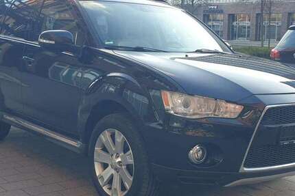 Mitsubishi Outlander 196.769 km 5.750 &euro; Hamburg 20097