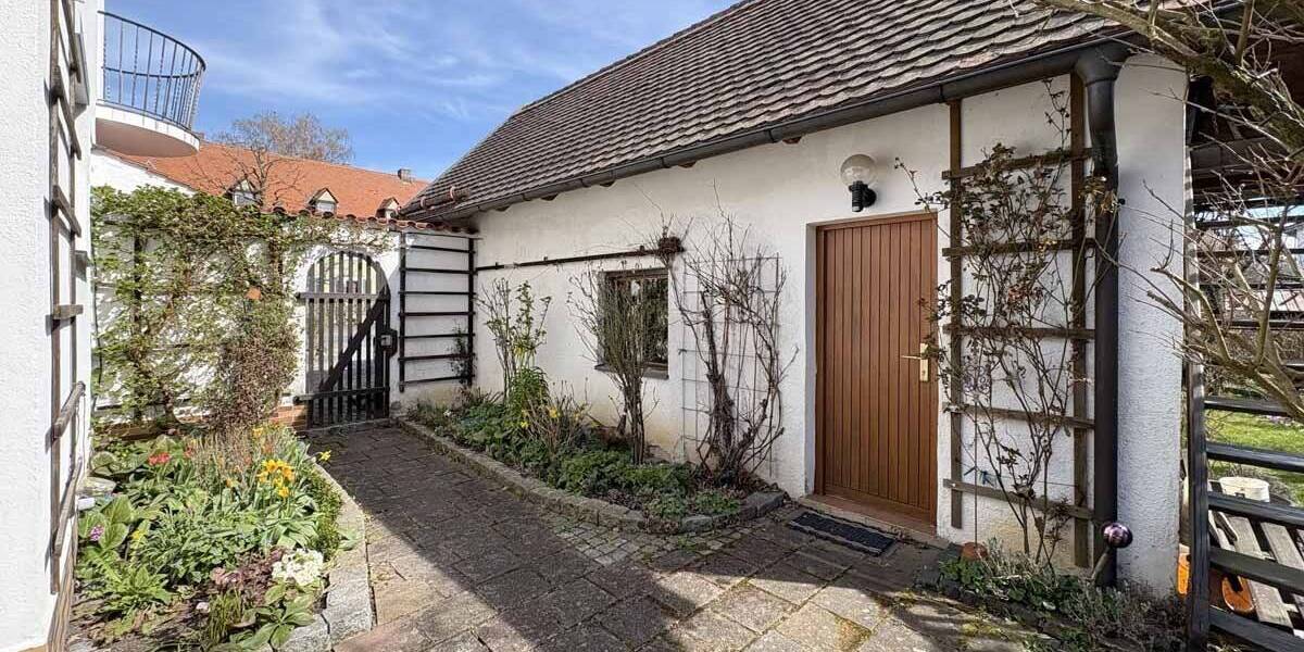 Doppelhaushälfte Weidenberg - 6 Zimmer, 125 m&sup2;, 239.000&euro; | Angebot:26388949