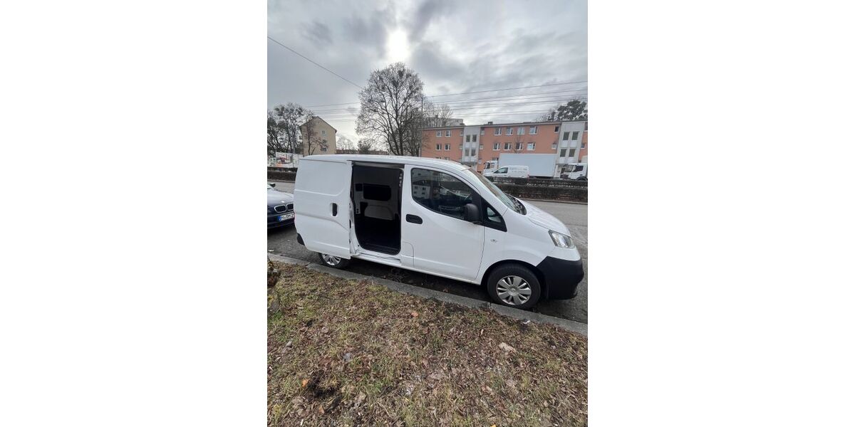 Nissan NV200 91.304 km 12.000 &euro; München 80797