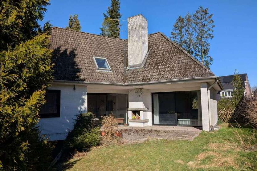 Haus zum Kaufen in Quickborn 649.000 € 251 m²