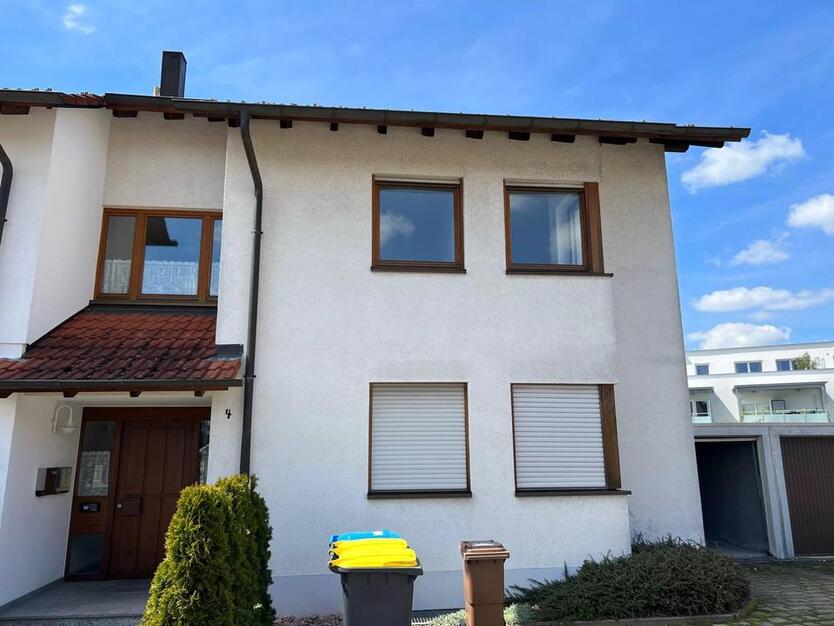 Helle 3,5 Zimmer-Wohnung 85 m2 zur Miete zimmer