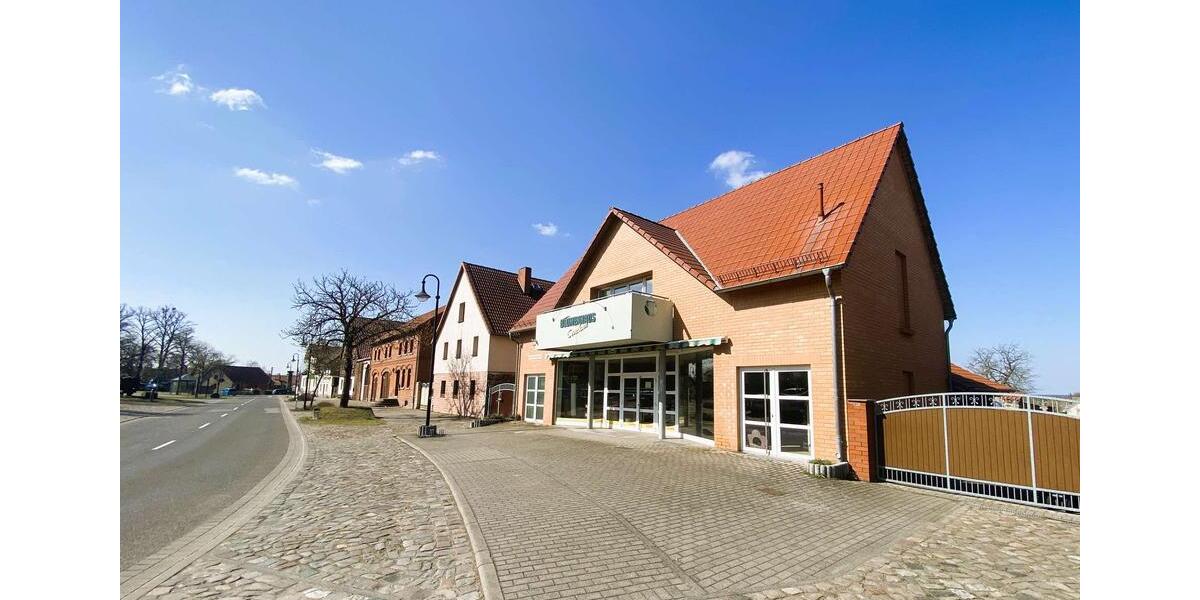 Großes Gewerbeobjekt in Top-Zustand und bester Lage in Flechtingen - 300 m² Nutzfläche ab sofort! zimmer