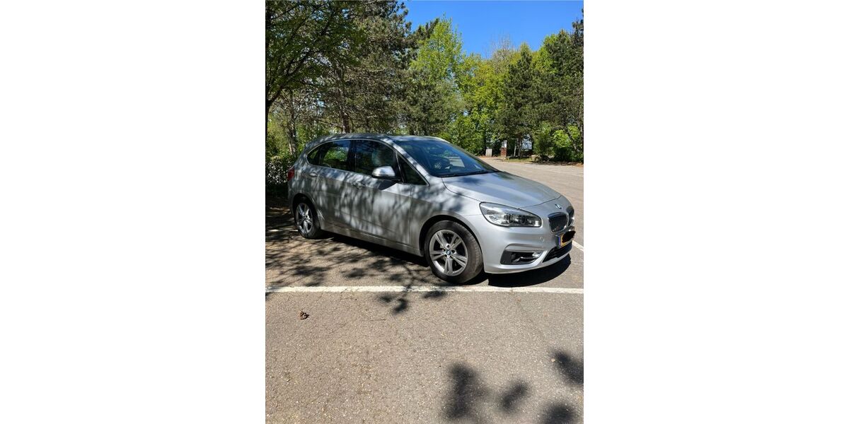 BMW 220 Active Tourer 164.200 km 12.900 &euro; Perl 66706