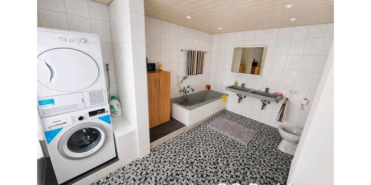 Mehrfamilienhaus, Wohnhaus Haßfurt - 15 Zimmer, 350 m&sup2;, 585.000&euro; | Angebot:26342367