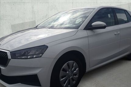 Skoda Fabia 48.598 km 12.850 &euro; Borken 46325