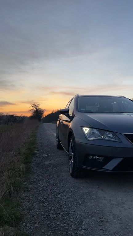 Seat Leon 130.000 km 10.000 € Liebenau 34396