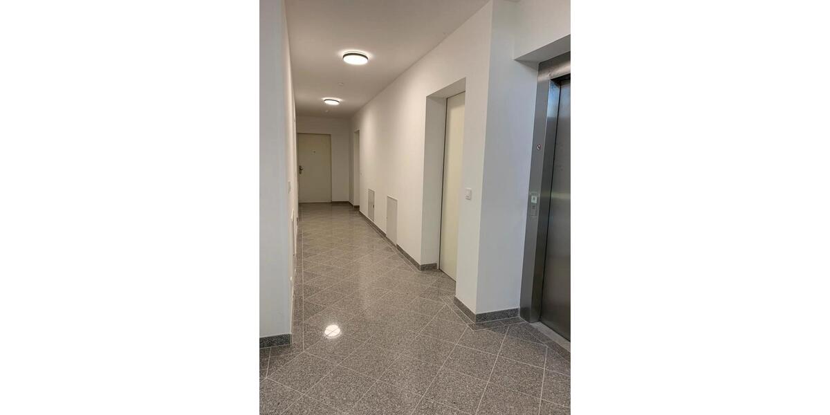 Einfamilienhaus Erkner - 2 Zimmer, 75 m&sup2;, 1.499&euro; | Angebot:25994024
