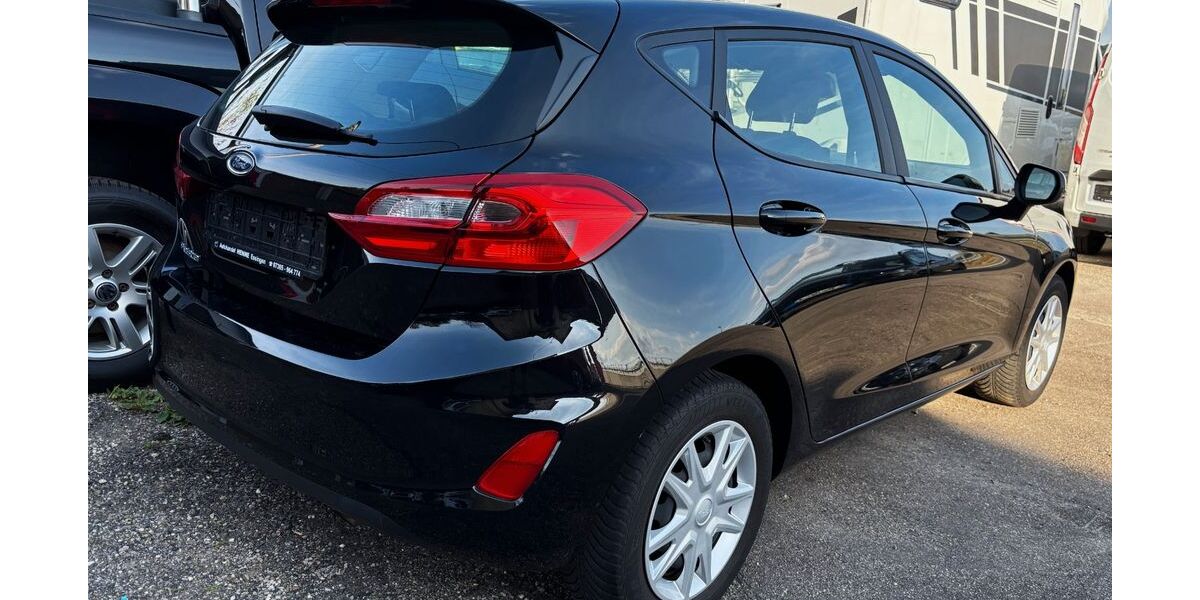 Ford Fiesta 34.900 km 10.400 &euro; Essingen­­­ 73457
