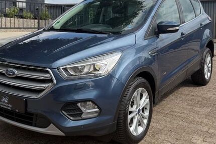 Ford Kuga 176.000 km 11.499 &euro; Ritterhude 27721