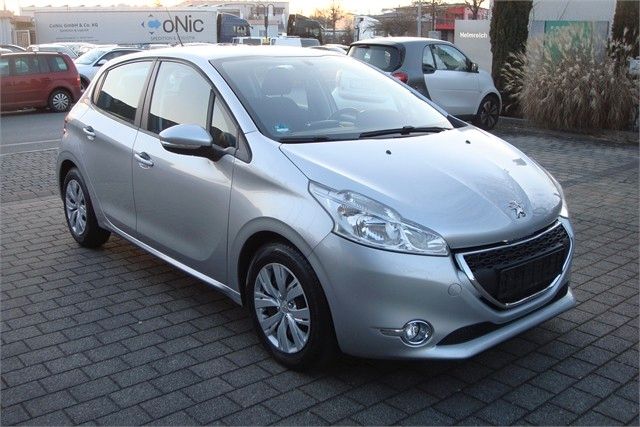 Peugeot 208 53.800 km 6.900 &euro; Fürth 90763