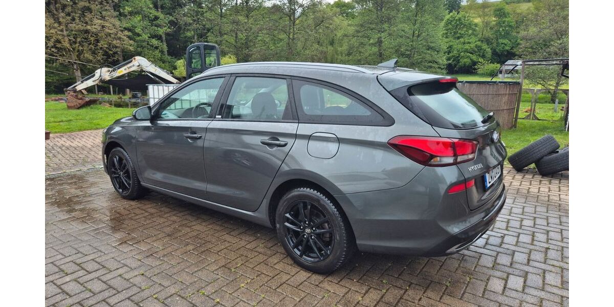 Hyundai i30 54.500 km 16.500 &euro; Winterbach 66484