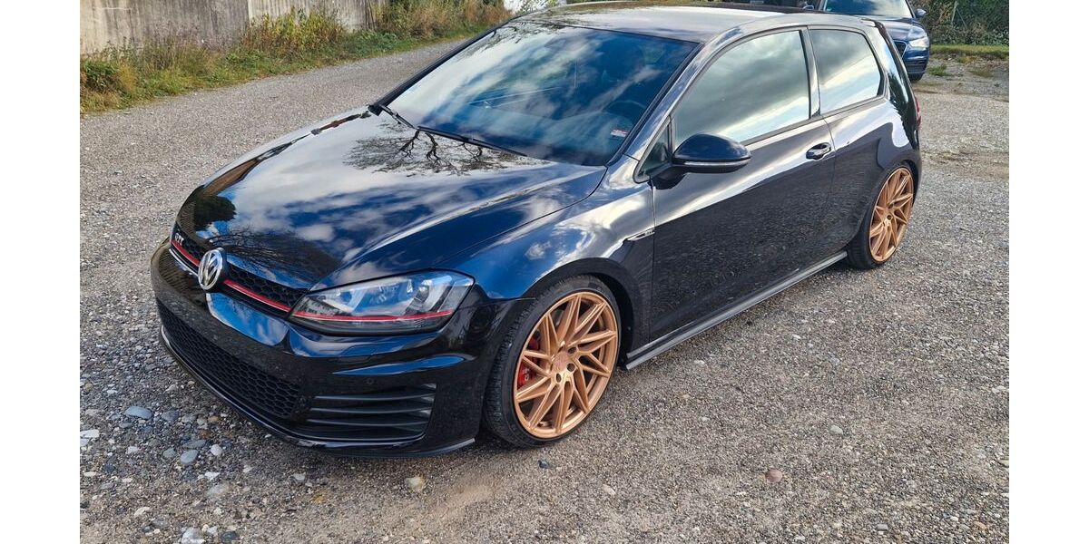 VW Golf 135.500 km 14.700 &euro; Hofstetten 86928