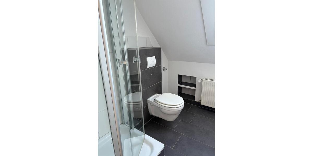 Dachgeschoßwohnung Siegen Kaan-Marienborn - 3 Zimmer, 75 m&sup2;, 172.000&euro; | Angebot:25960743