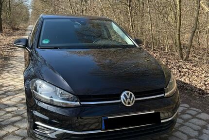 VW Golf 74.000 km 19.900 &euro; Lossa 06647