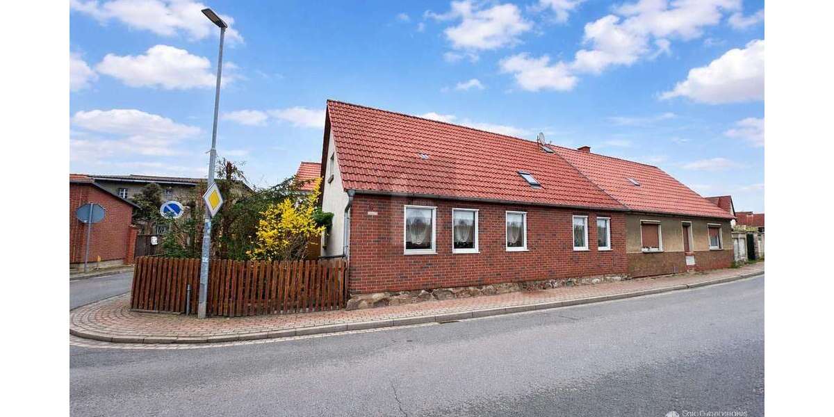 Einfamilienhaus Tangerhütte - 4 Zimmer, 85 m&sup2;, 48.000&euro; | Angebot:26154587