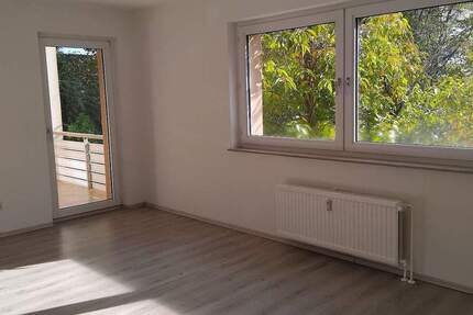 JT an CS - MB 16.11.2025 Sehr schöne 2 Zimmer Wohnung mit Balkon in Duisburg zu vermieten 2 zimmer