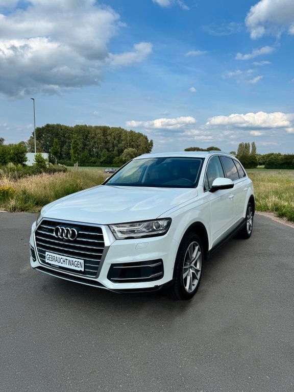 Q7