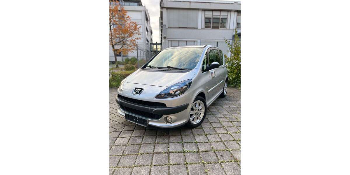 Peugeot 1007 133.500 km 1.249 &euro; Rosenheim 83026