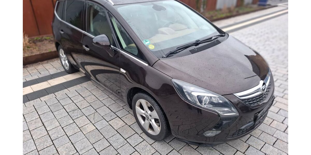 Opel Zafira 200.000 km 4.199 &euro; zella-mehlis 98544
