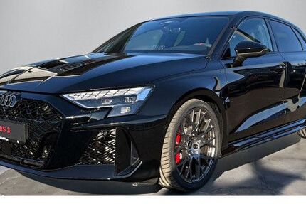 Audi RS3 2.200 km 73.530 &euro; Lohr am Main 97816