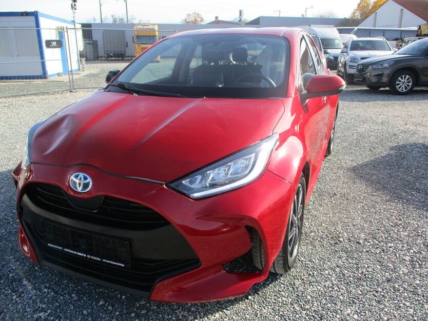 Toyota Yaris 88.000 km 14.750 € Nürnberg 90431