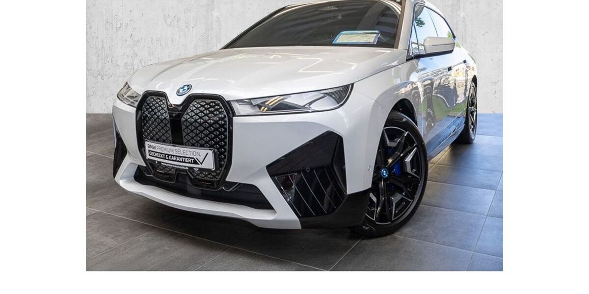 BMW iX 21.582 km 49.490 &euro; Leverkusen 51371