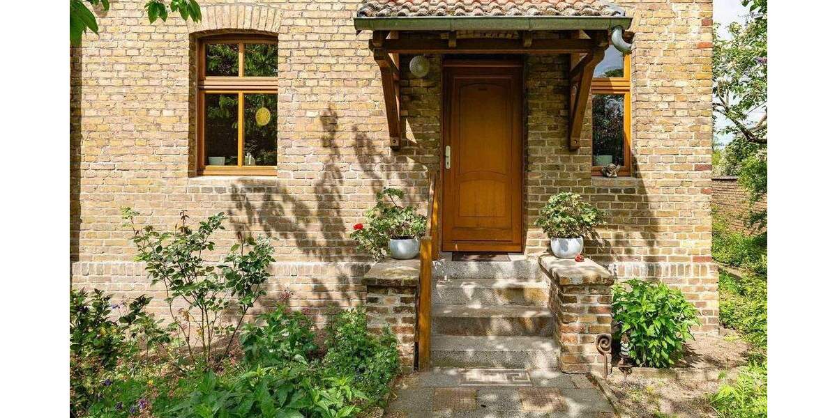 Historisches Wohnhaus mit Einliegerwohnung in Ludwigsfelde-Gröben 6 zimmer