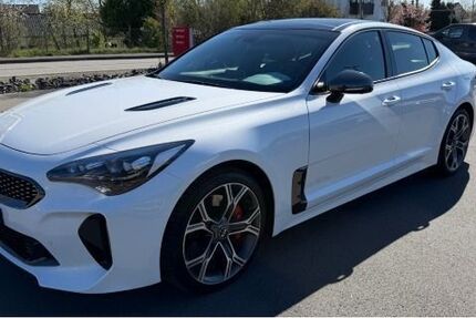 Kia Stinger 30.000 km 35.990 &euro; Bruchertseifen 57539