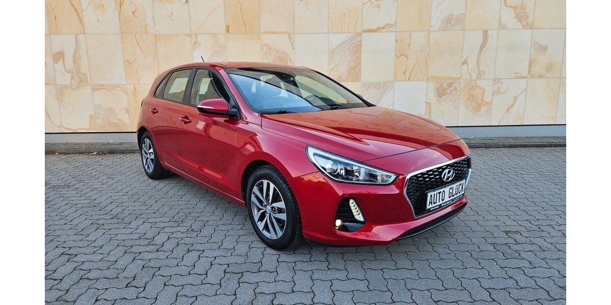 Hyundai i30 54.500 km 12.990 € Schwetzingen 68723