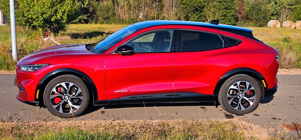 Ford Mustang Mach-E 32.750 km 36.200 € Holzhausen 56357