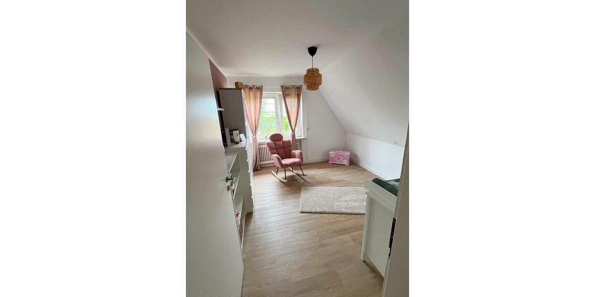 Einfamilienhaus Cuxhaven Groden - 7 Zimmer, 150 m&sup2;, 279.000&euro; | Angebot:27092853
