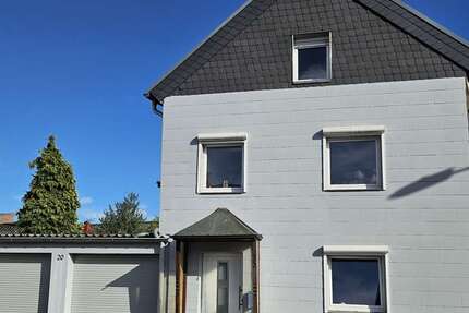 Haus zum Kaufen in Eschweiler 279.000 € 160 m² 7 zimmer