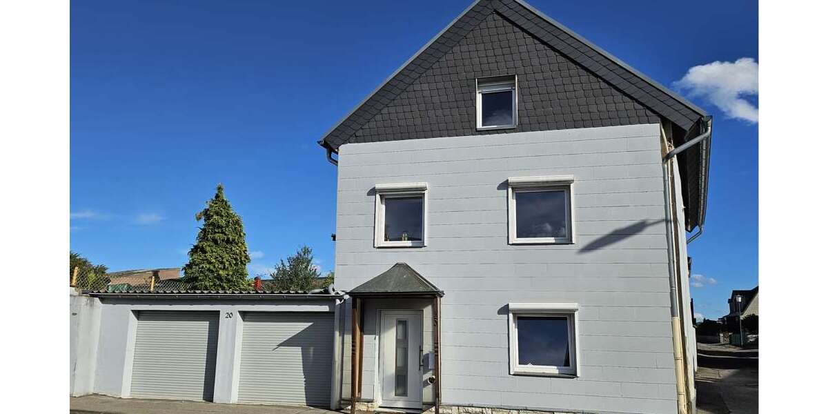 Haus zum Kaufen in Eschweiler 279.000 € 160 m² 7 zimmer