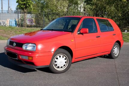 VW Golf 156.000 km 2.500 &euro; Berlin 12487