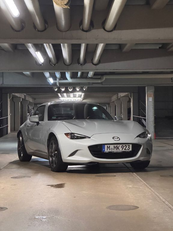 Mazda MX-5 108.000 km 20.500 € München 81739