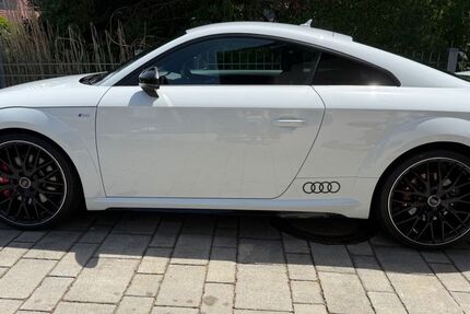 Audi TT 42.069 km 37.500 &euro; Winzer 94577