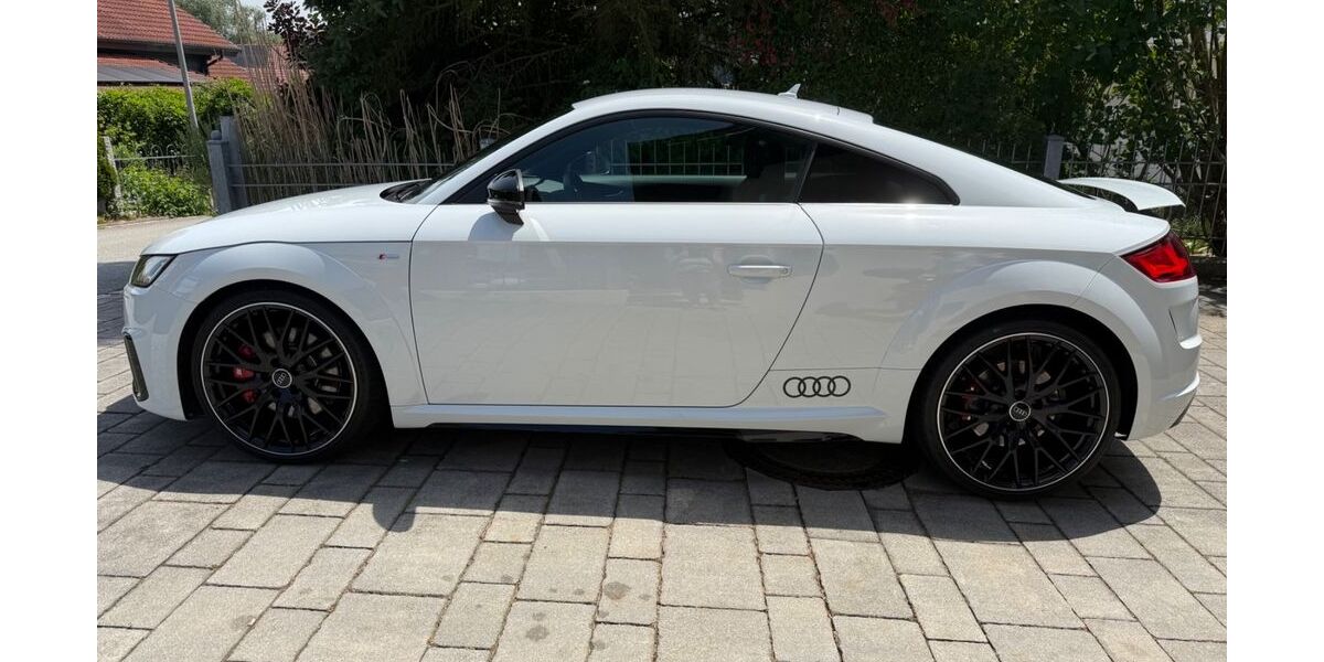 Audi TT 42.069 km 37.500 &euro; Winzer 94577